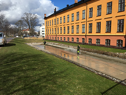 Spolning av bassäng i Eskilstuna